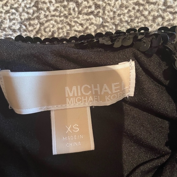 Michael Michael Kors Sequin T- Shirt - Picture 7 of 9
